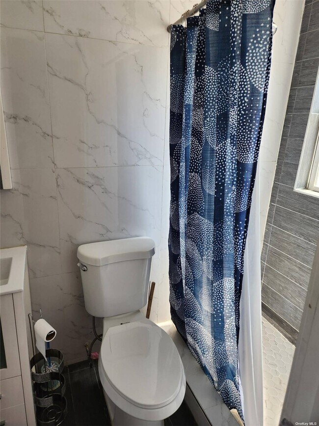 Building Photo - 145-98 222nd St