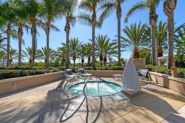 Building Photo - Spacious Irvine Financial District Condo with Full Service Amenities