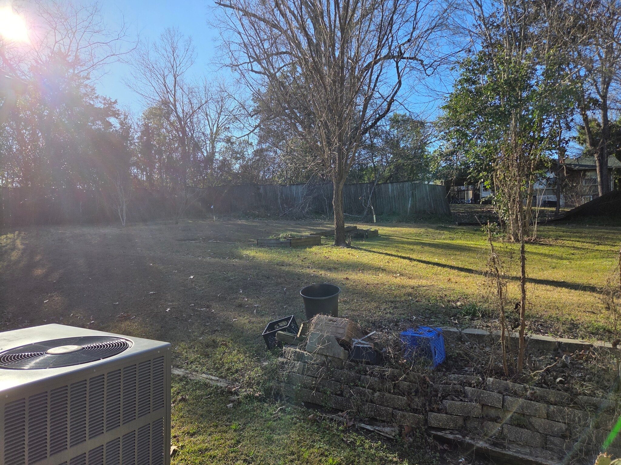 Building Photo - 207 Herbert St