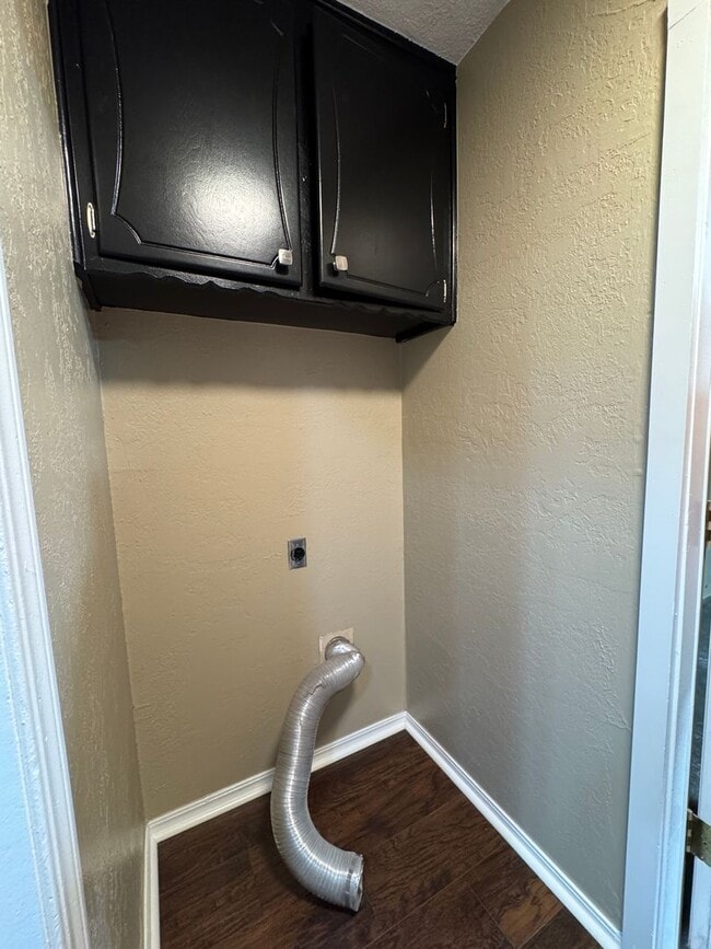 Building Photo - 117 SW 68th St