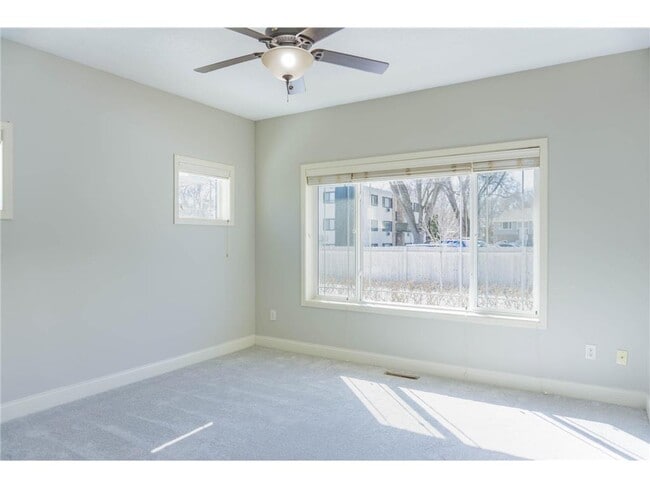 Building Photo - 1464 Ravoux Ln