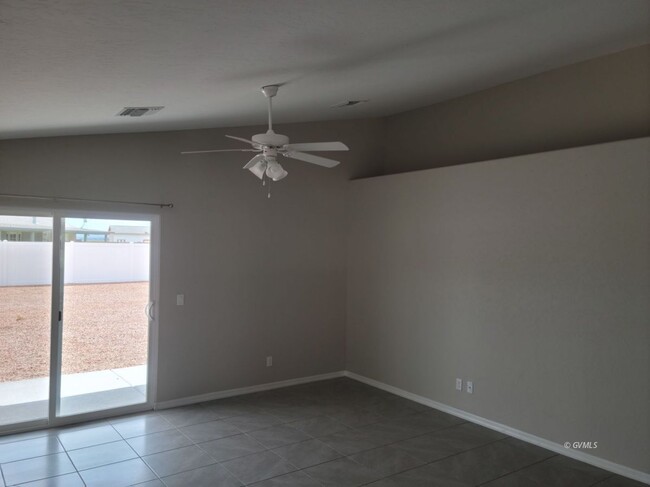 Building Photo - 1103 S Gila Ave