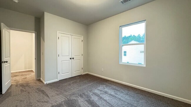 Building Photo - 2711 Stream Valley Ln NW