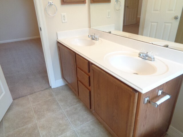 Building Photo - 19021 Hammer Ln