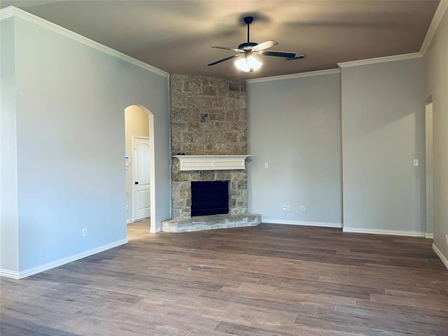 Building Photo - 2621 Cedar Falls Dr