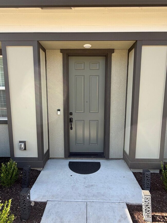 Building Photo - 1125 Bellawood Dr