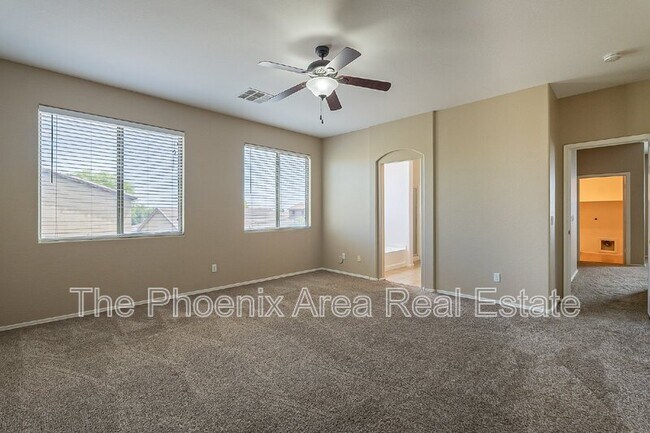 Building Photo - 43476 Caven Dr