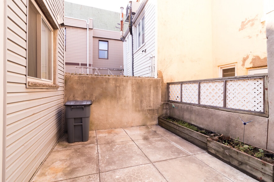 backyard - 633 Washington Ave