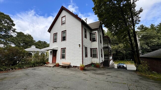 Primary Photo - 515 Walnut St