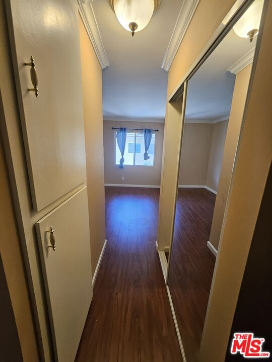 Building Photo - 5460 White Oak Ave