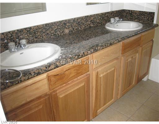 Building Photo - 6190 Darby Ave