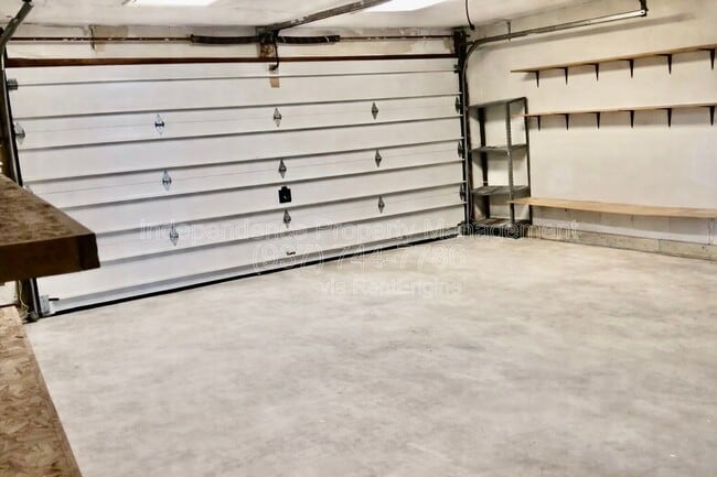 Building Photo - 1173 Navaho Dr