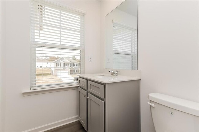 Building Photo - 308 Trulove Ln