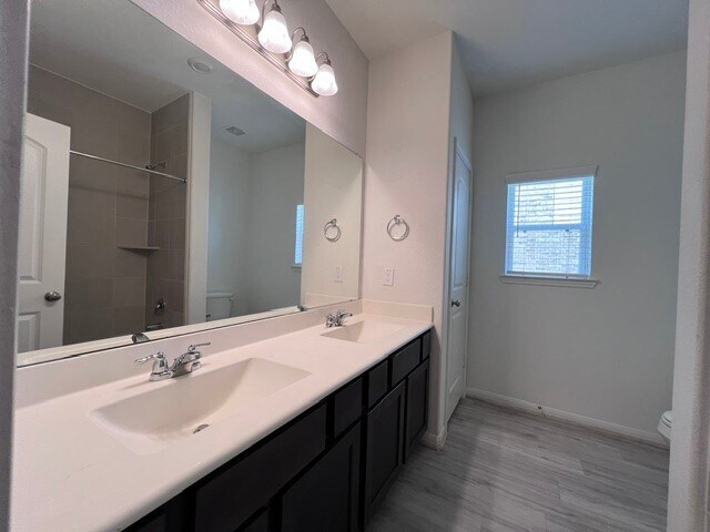 Building Photo - 14147 Little River Dr