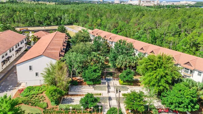 Building Photo - 14590 Damai Ln