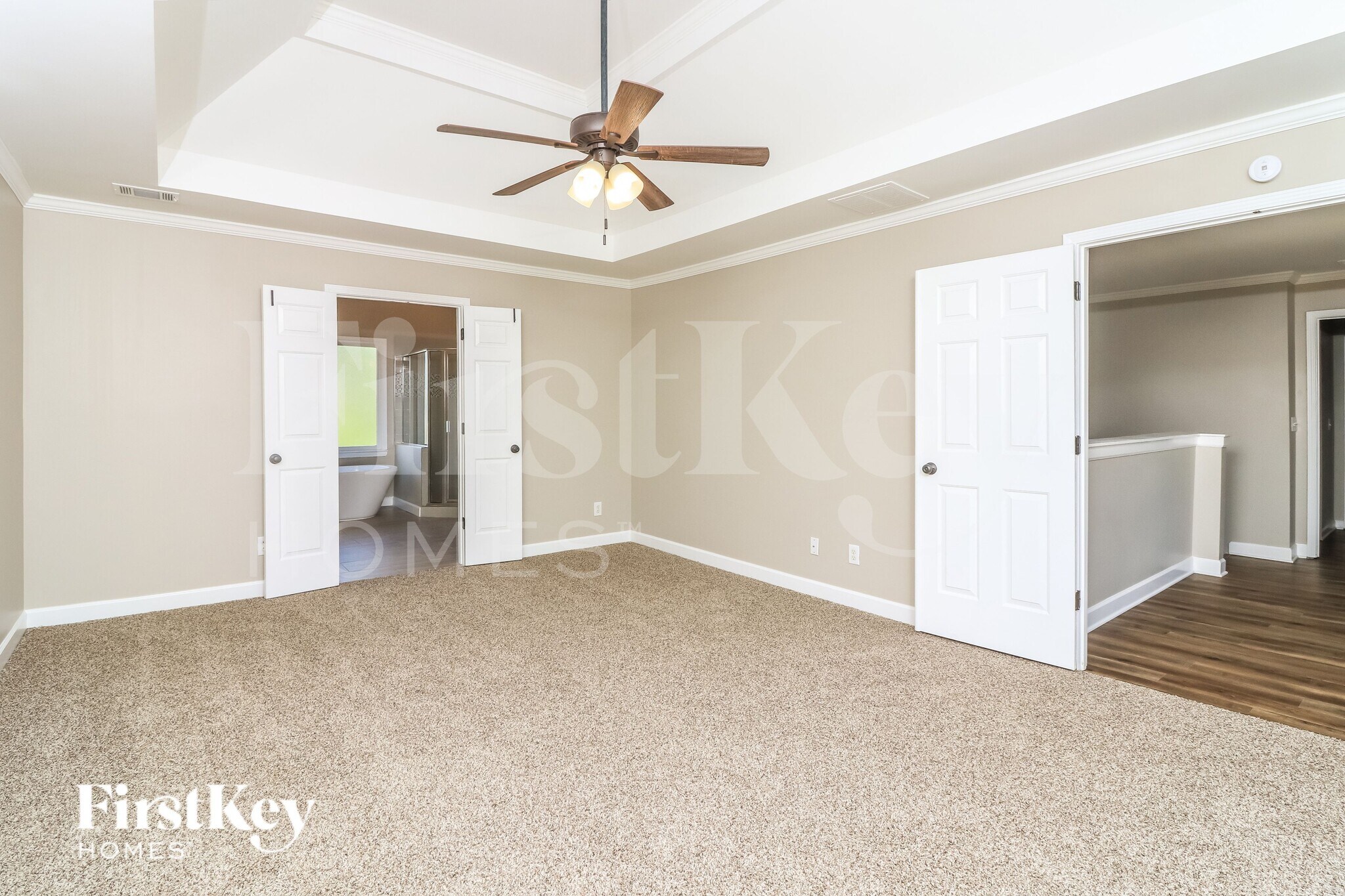 Building Photo - 3320 Fairway Bend Dr