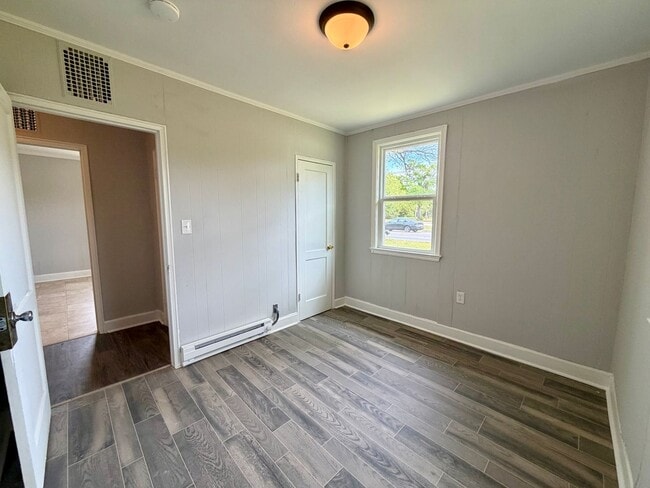 Building Photo - 714 Miller Rd