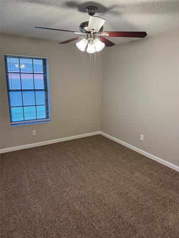 Building Photo - 2465 Chadwick Dr