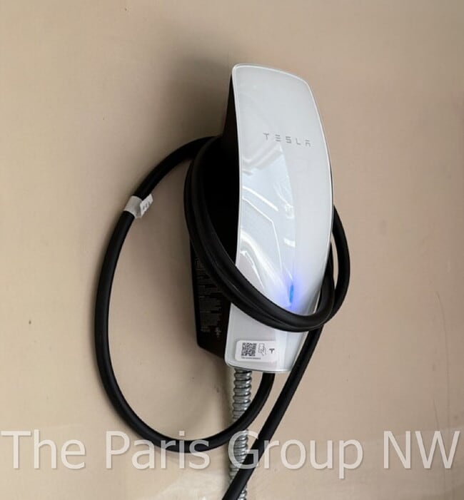 Building Photo - Stylish Model Hm in Issaquah Highlands * Park-Facing, EV Charger, Designer Upgrades & Very Walkable!