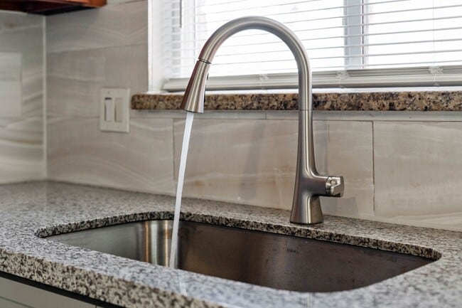 Building Photo - 4510 Hidden Springs Dr