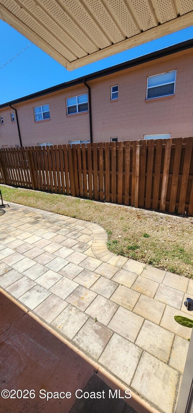 Building Photo - 205 Cleveland Ave