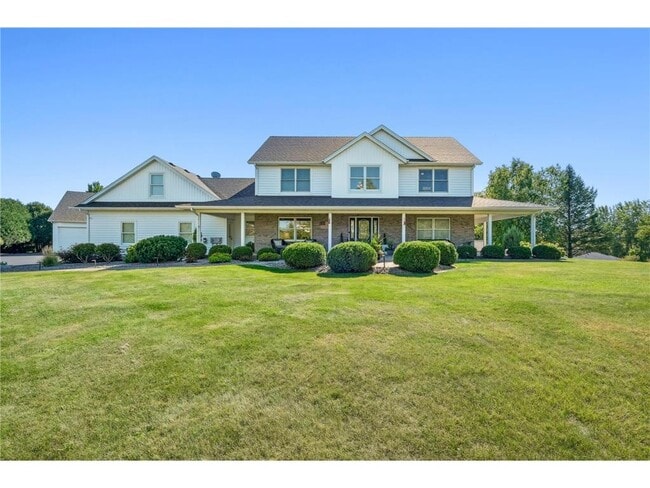 Building Photo - 9520 Scott St