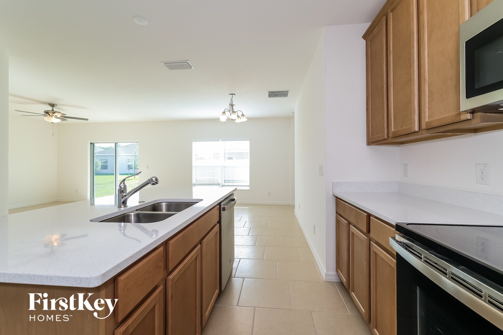 Building Photo - 705 Fiddlesticks Dr