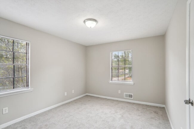 Building Photo - Decatur Living at Its Best: Upgraded Kitchen & Bonus Basement Space