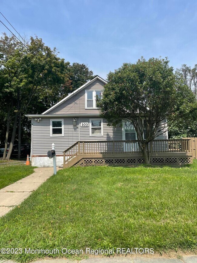 Building Photo - 103 Pavilion Ave