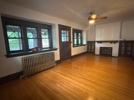 Building Photo - 1693 Selby Ave