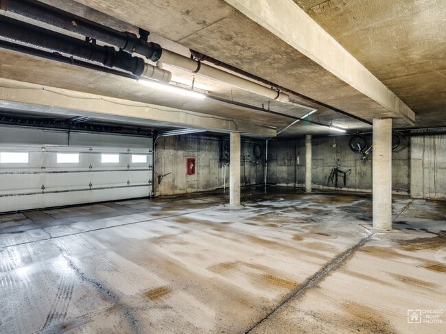 Building Photo - 1515 E Central Rd