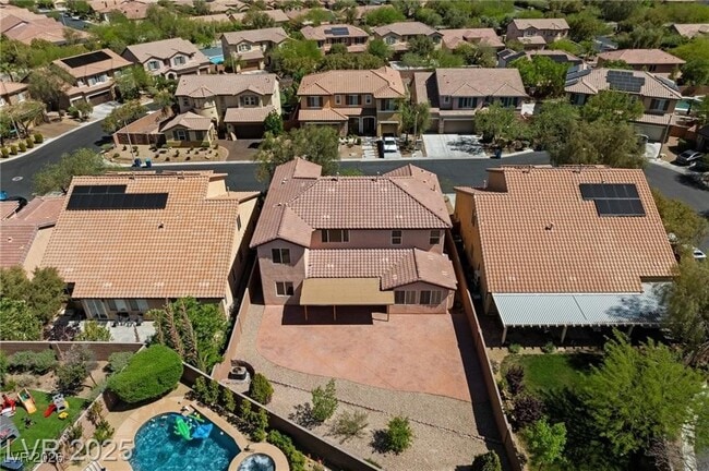 Building Photo - 10281 Wolves Den Ln