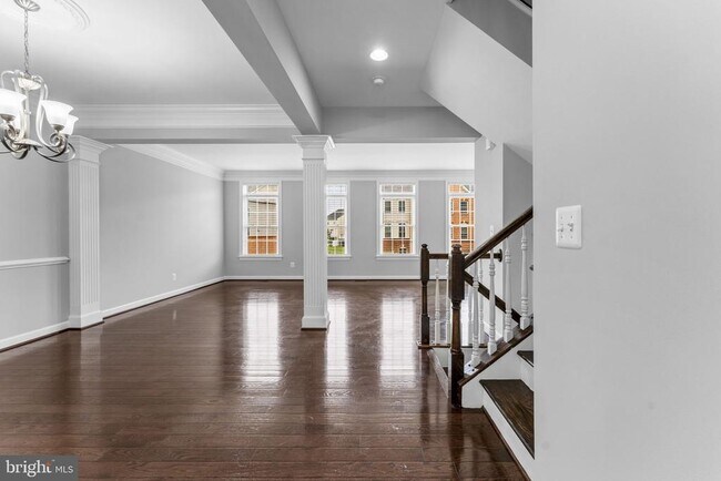Building Photo - 21268 Park Grove Terrace