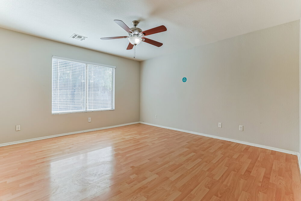 Building Photo - 2513 N 114th Ave