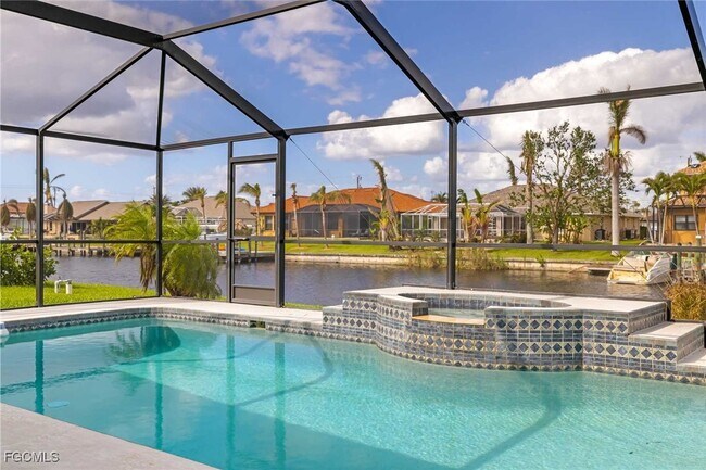 Building Photo - 2307 SW 40th St