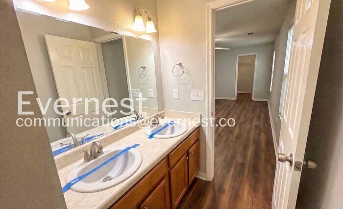 Building Photo - 124 Blackwell Ct