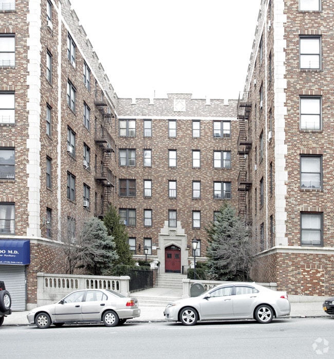 Wakefield Towers 655 E 233rd St Bronx NY 10466 Apartment Finder