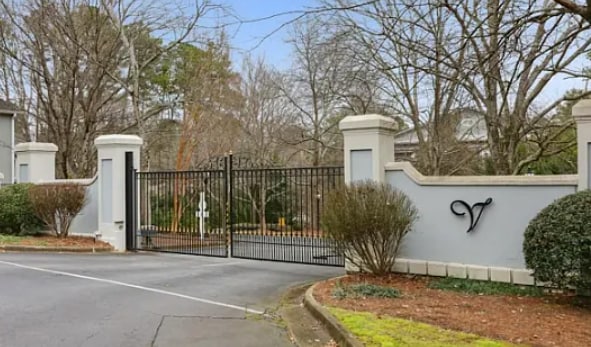 Building Photo - 3071 Lenox Rd NE