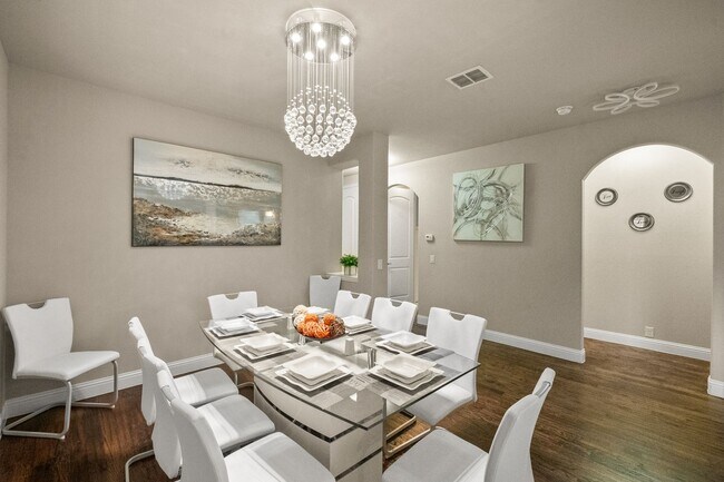 Building Photo - Fully Furnished Home in South Grand Prairi...