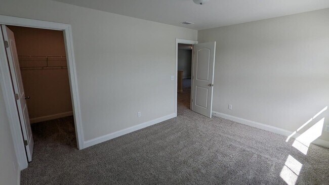 Building Photo - 1411 Alabaster Ln