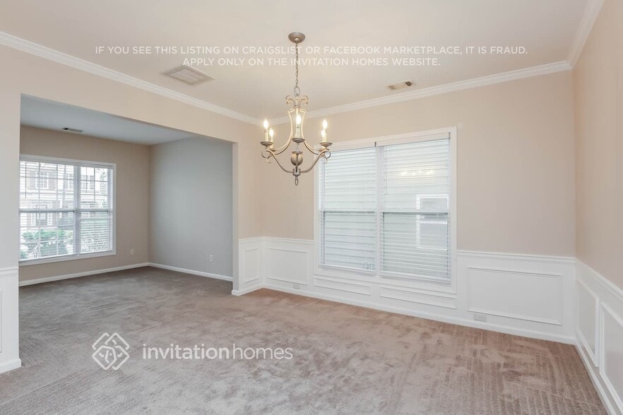 Building Photo - 2343 Jasmine Glen Dr