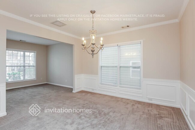 Building Photo - 2343 Jasmine Glen Dr