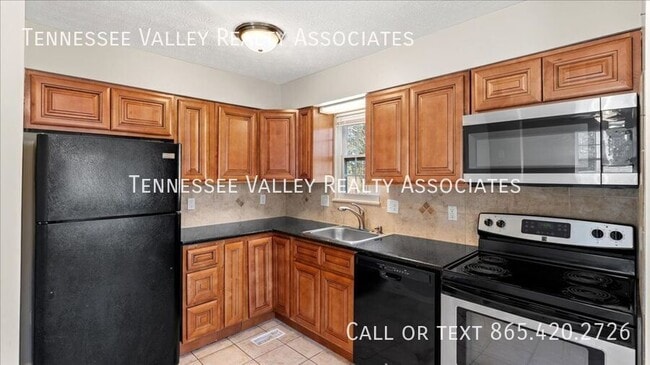 Building Photo - 7332 Oak Chase Rd