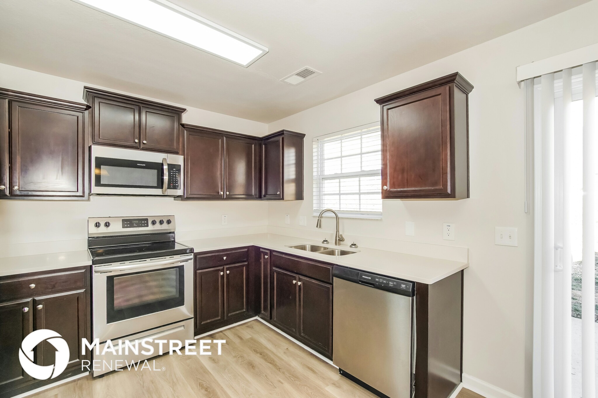 Building Photo - 7151 Forest Willow Ln