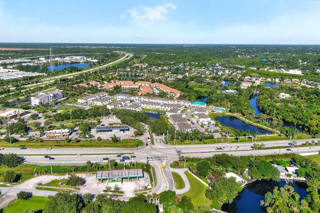 Building Photo - 7648 SW Lucy Ln