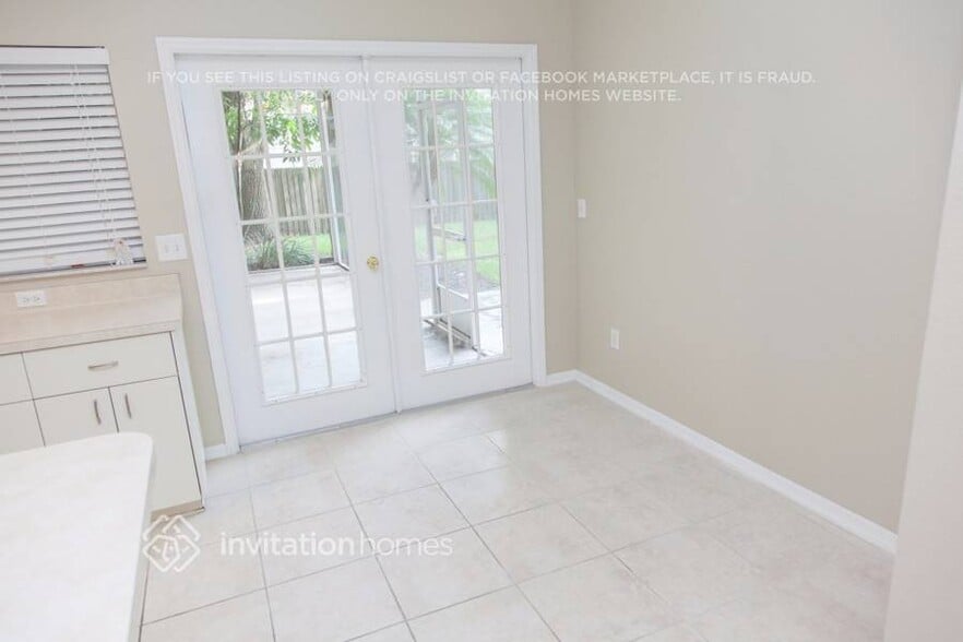 Building Photo - 8443 Ridgebrook Cir