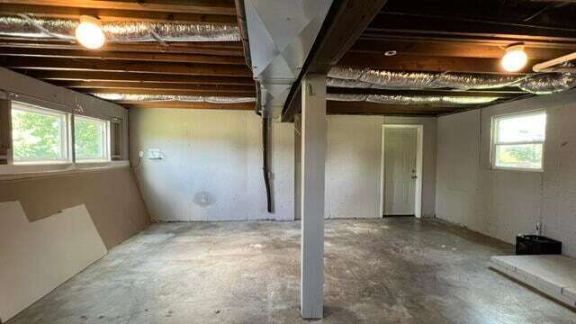 Building Photo - 3524 Woodridge Dr SE