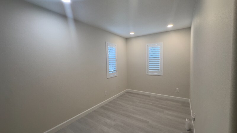 Building Photo - 39391 Tiburon Dr