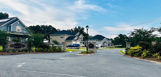 Building Photo - 37 Evan Wade Ct