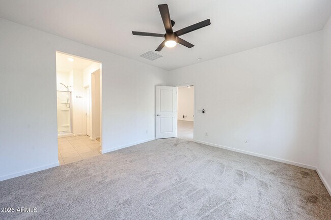 Building Photo - 14220 W Willow Ave